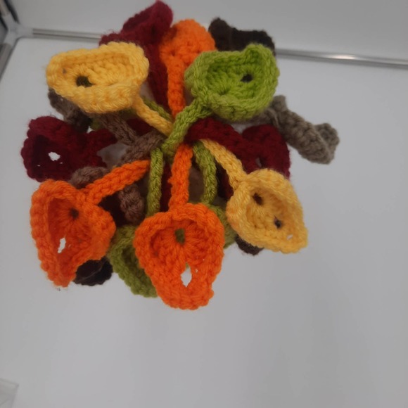 Handmade Ribbed beanie hat w/fall leaves in Orange Yellow Lime Green Brown Burg - Picture 4 of 5